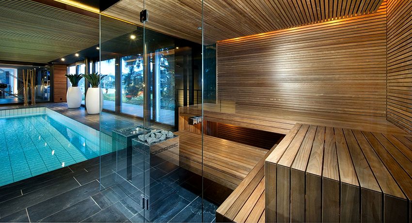 Rumah Mandi dengan kolam renang: sebuah projek sauna yang kompleks untuk bersantai