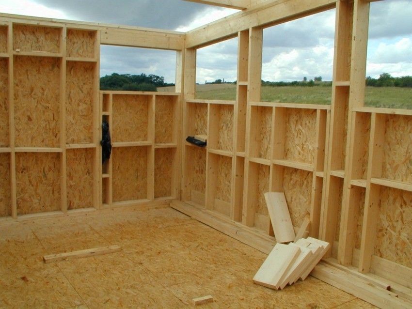 Garaj bingkai lakukan-sendiri: betapa mudahnya untuk membina struktur