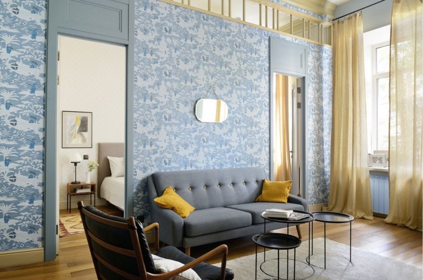 Wallpaper untuk ruang tamu: foto-foto dalaman dengan reka bentuk yang menarik