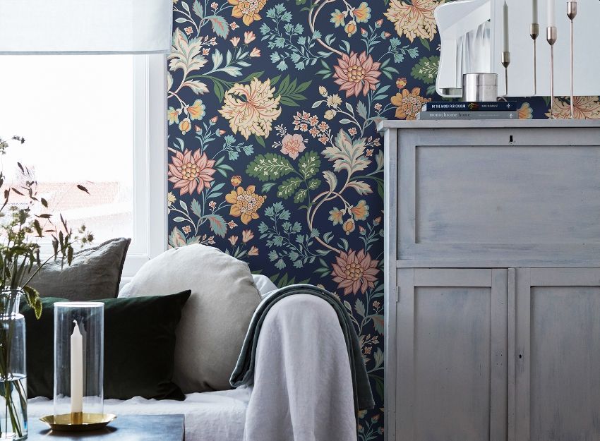 Wallpaper gaya Provence untuk reka bentuk yang elegan dan mewah