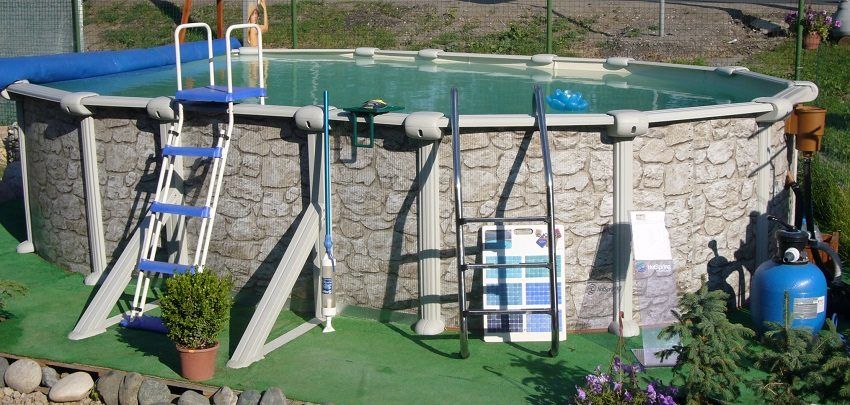 Penapis pasir untuk kolam: untuk menjaga air sentiasa bersih