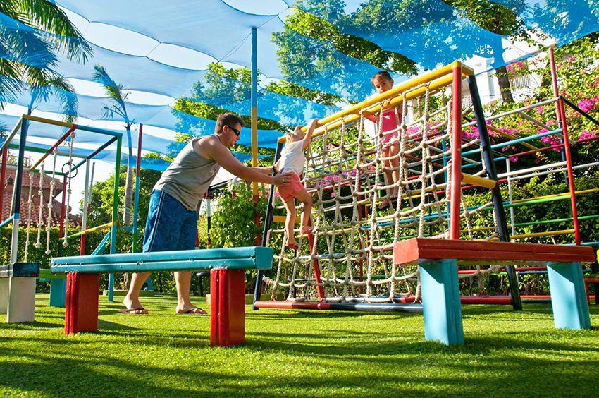 Liputan untuk taman permainan di negara ini: bermain selamat di udara segar