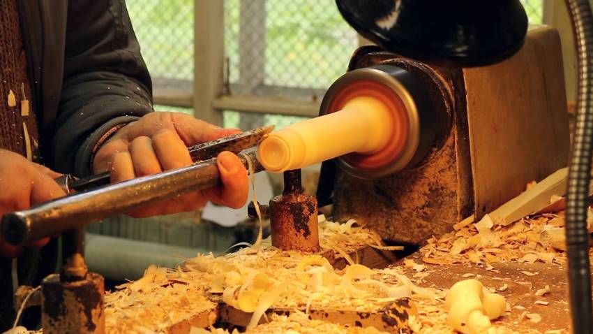 Pelarik kayu: peranti, spesifikasi dan gambaran keseluruhan model