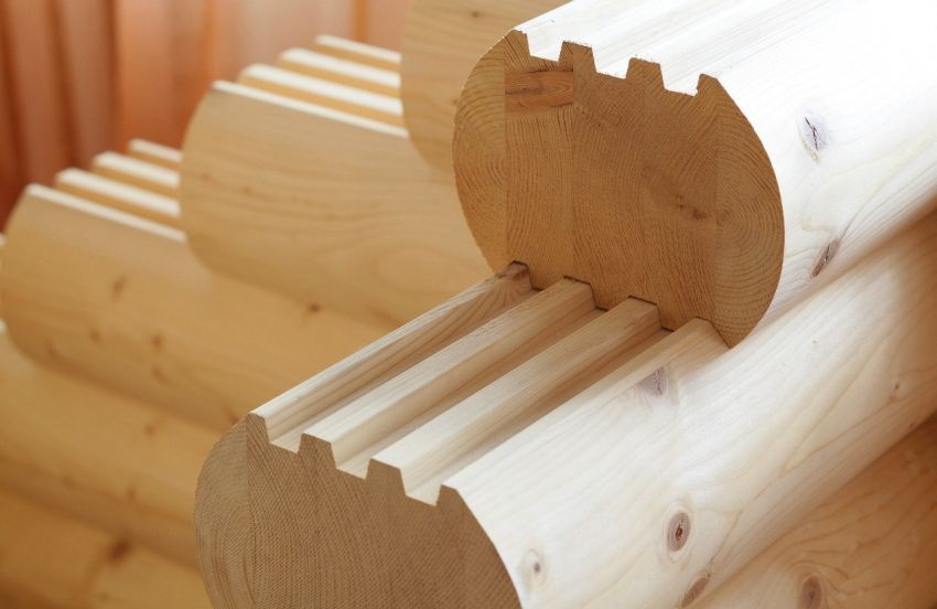 Saunas dari kayu: projek-projek bangunan kayu dengan susunan yang berbeza