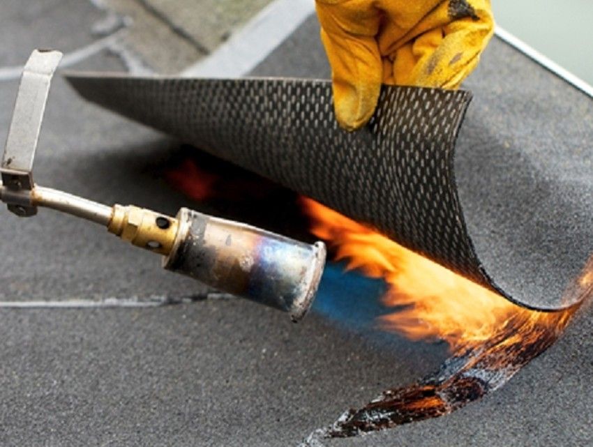Pembakar gas untuk bumbung: jenis, ciri dan ciri