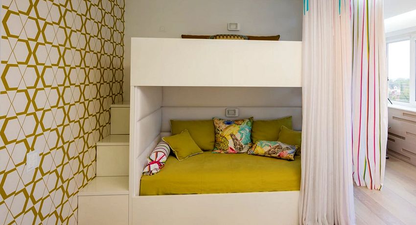 Katil tidur dengan sofa: keselesaan dan pengoptimuman ruang