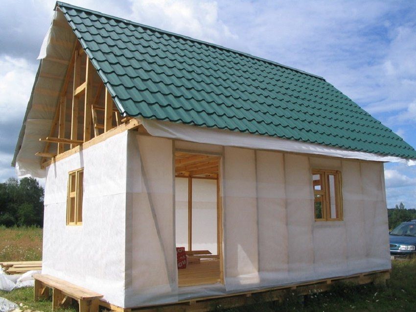 Penghalang wap untuk dinding rumah kayu: bahan dan ciri pemasangan