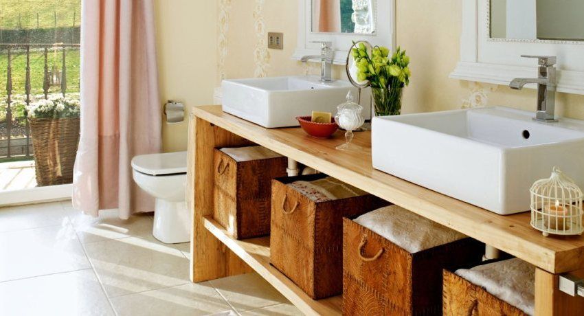 Tenggelam dengan kabinet di bilik mandi: elemen mudah dan berfungsi di dalam bilik