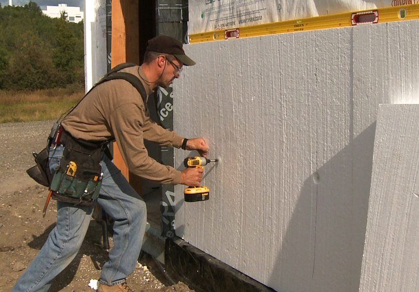 Cuaca dinding di luar dengan styrofoam DIY, video
